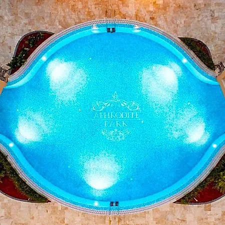 Aphrodite Park Deluxe 3* 써니비치